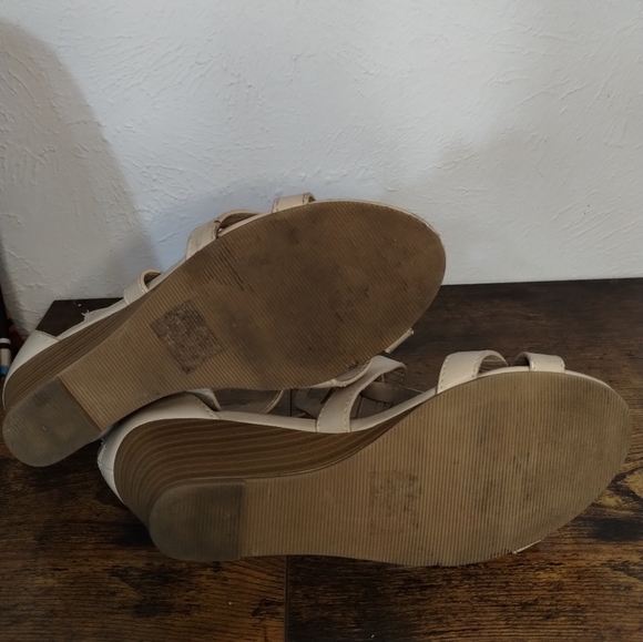 Sandals! - Picture 4 of 4